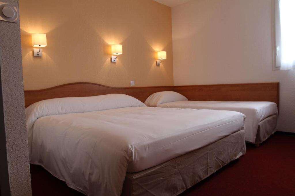 Brit Hotel Confort Villeneuve Sur Lot Bias  Zimmer foto
